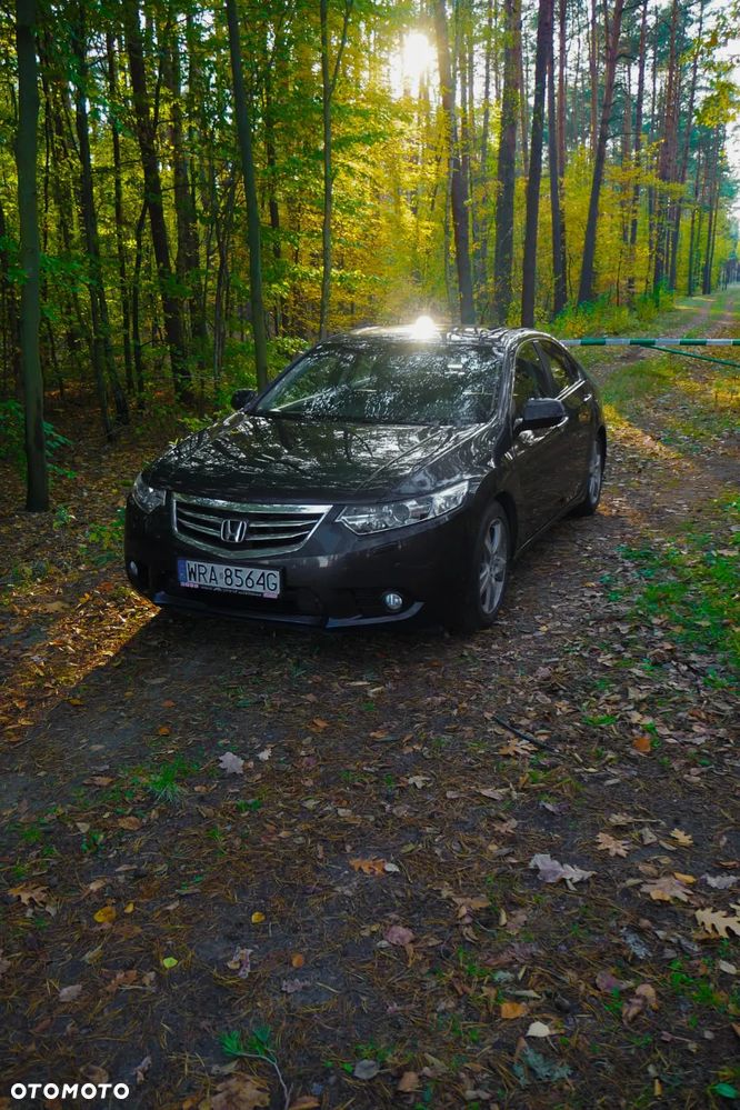Honda Accord 2.0 Executive Navi - 1