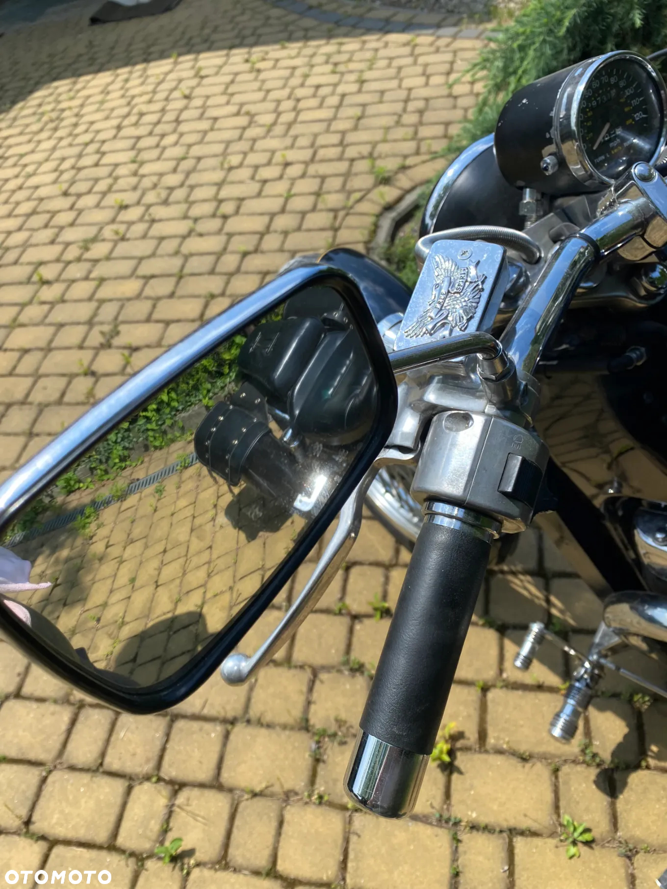 Suzuki Intruder - 5