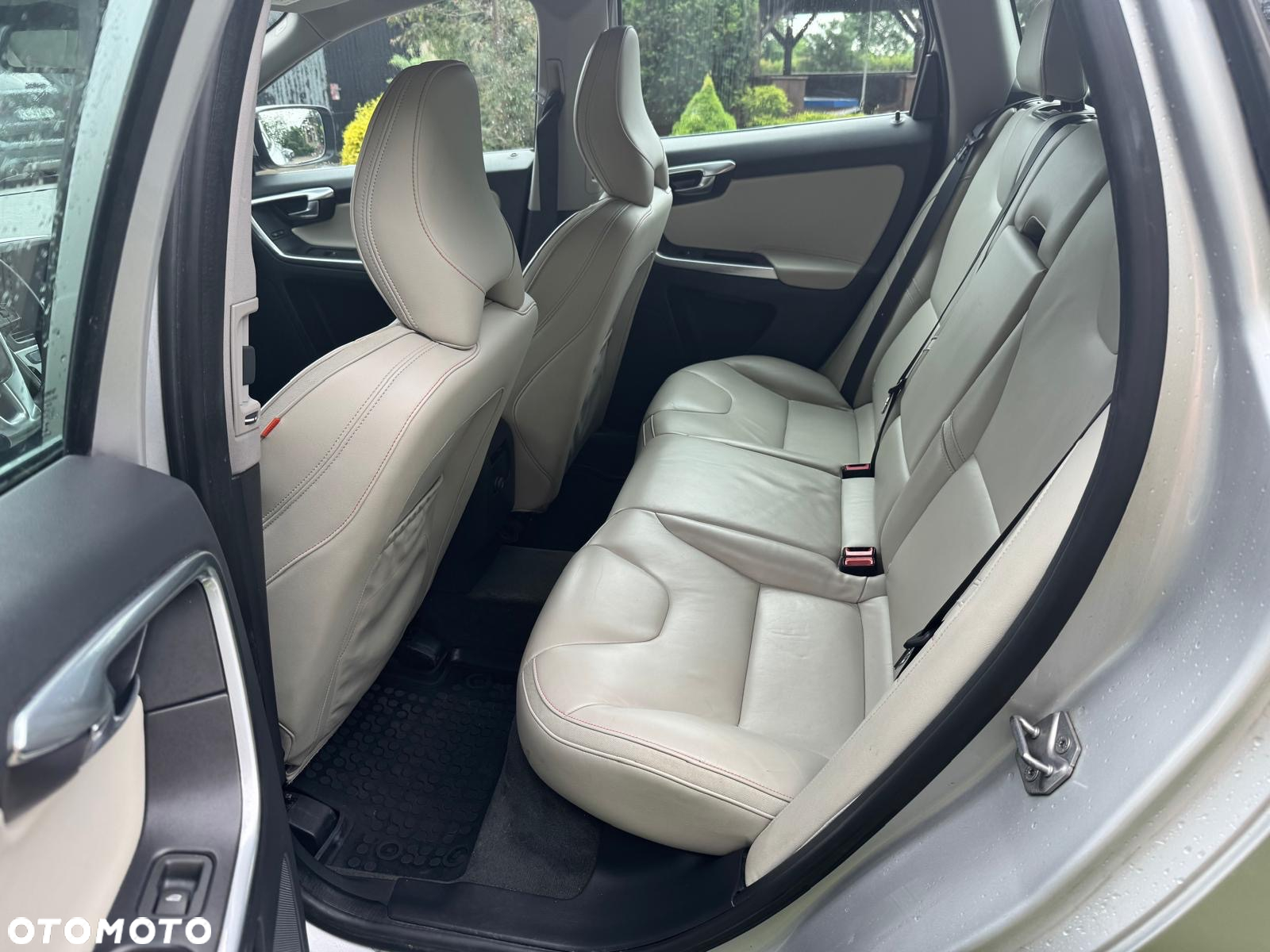 Volvo XC 60 - 7
