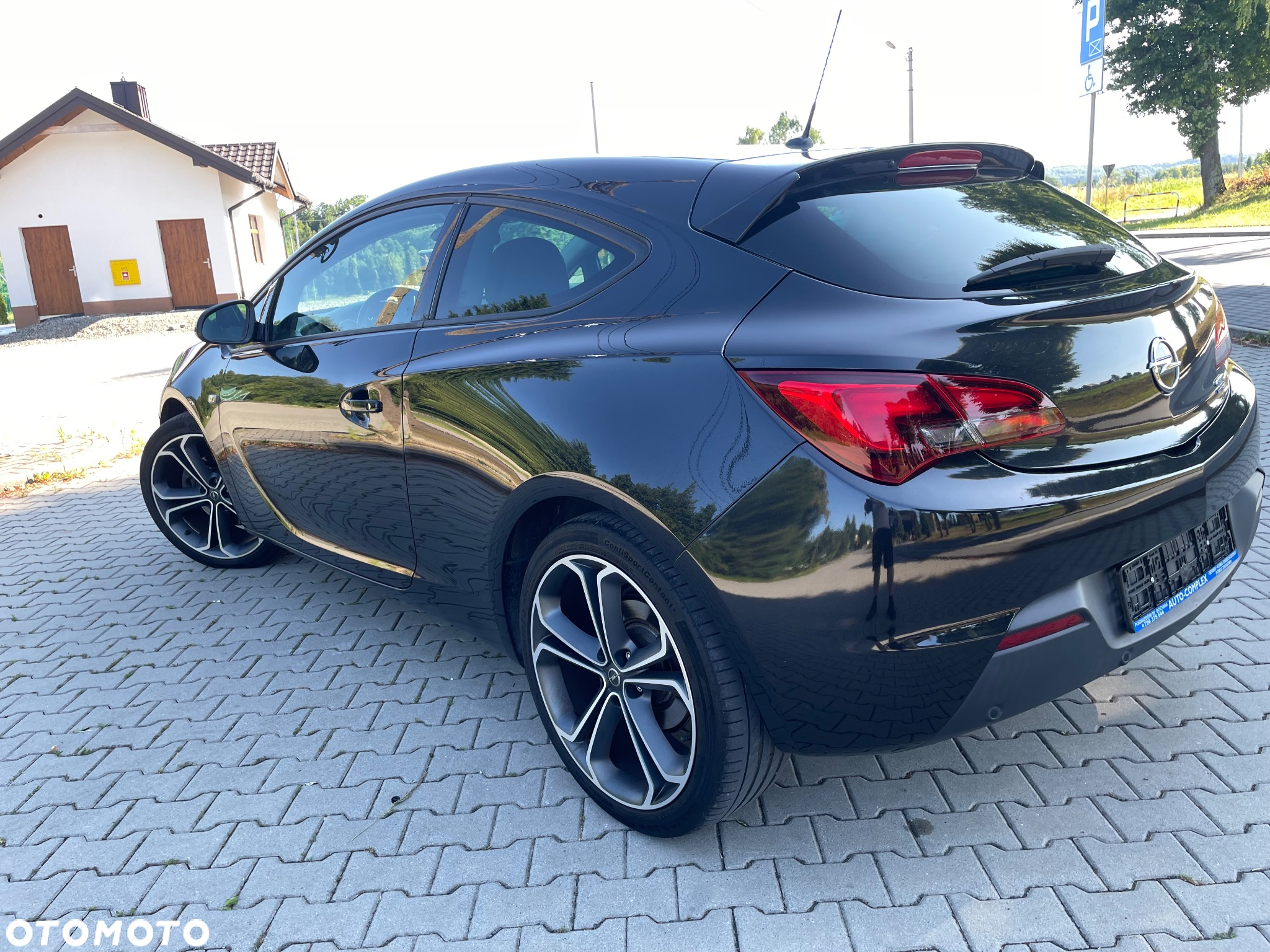 Opel Astra GTC 1.4 Turbo - 3