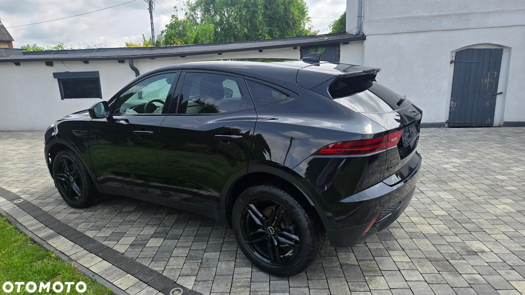 Jaguar E-Pace - 2