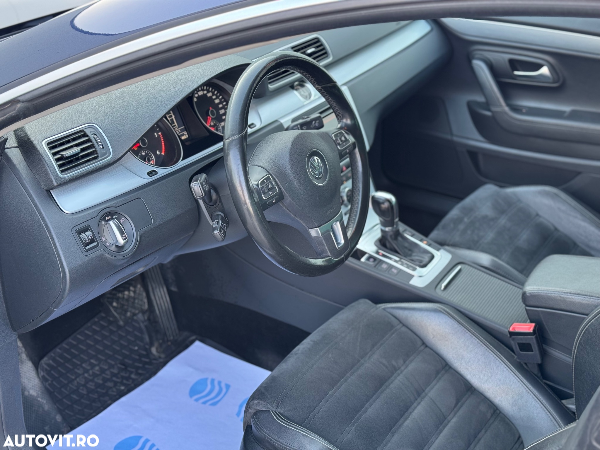 Volkswagen Passat CC 2.0 TDI DSG BMT - 4