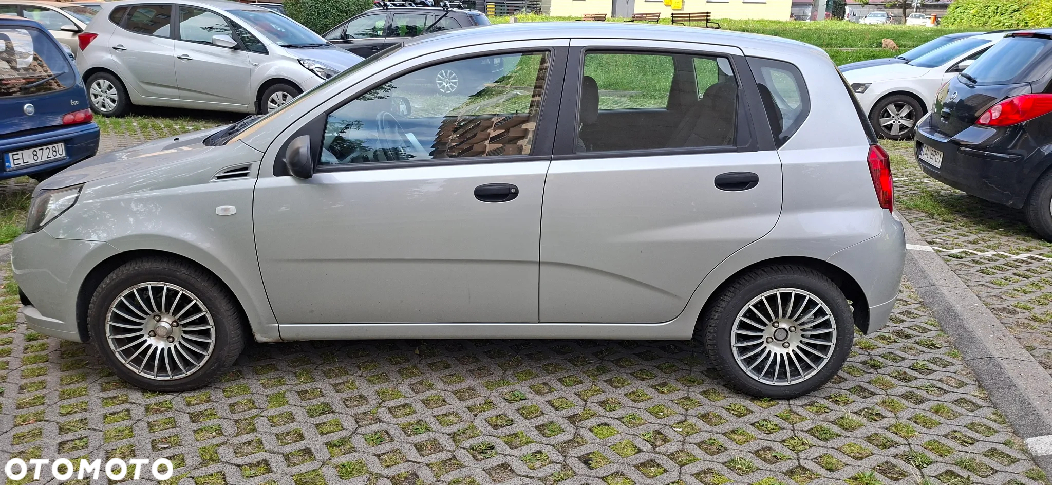 Chevrolet Aveo - 11