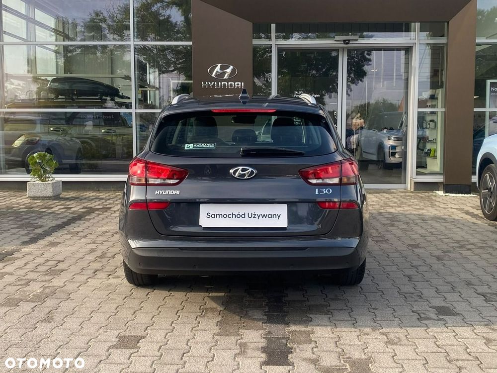 Hyundai i30 1.5 DPI Modern - 9