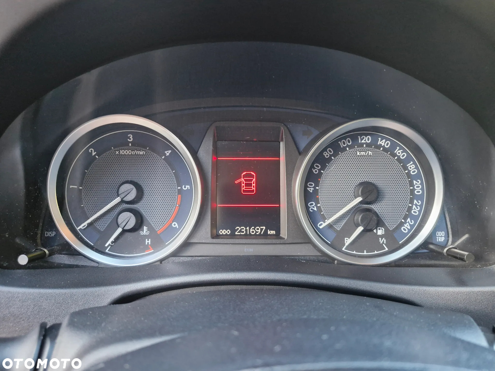 Toyota Auris 2.0 D-4D Premium - 8