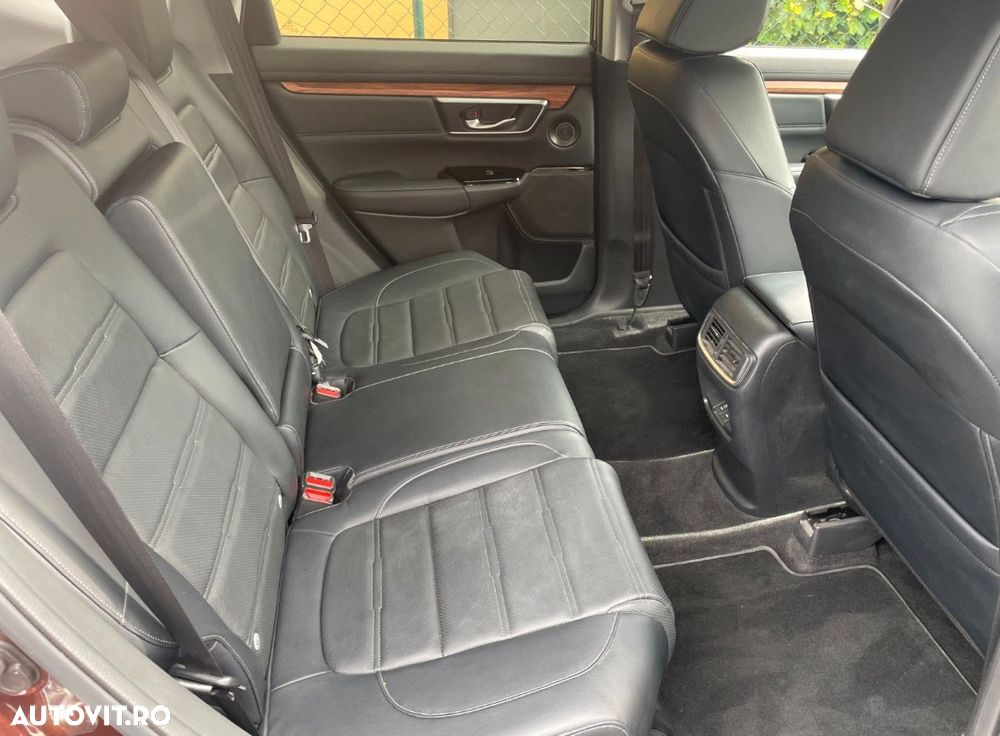 Honda CR-V 1.5 VTEC Turbo 4WD CVT Executive - 9