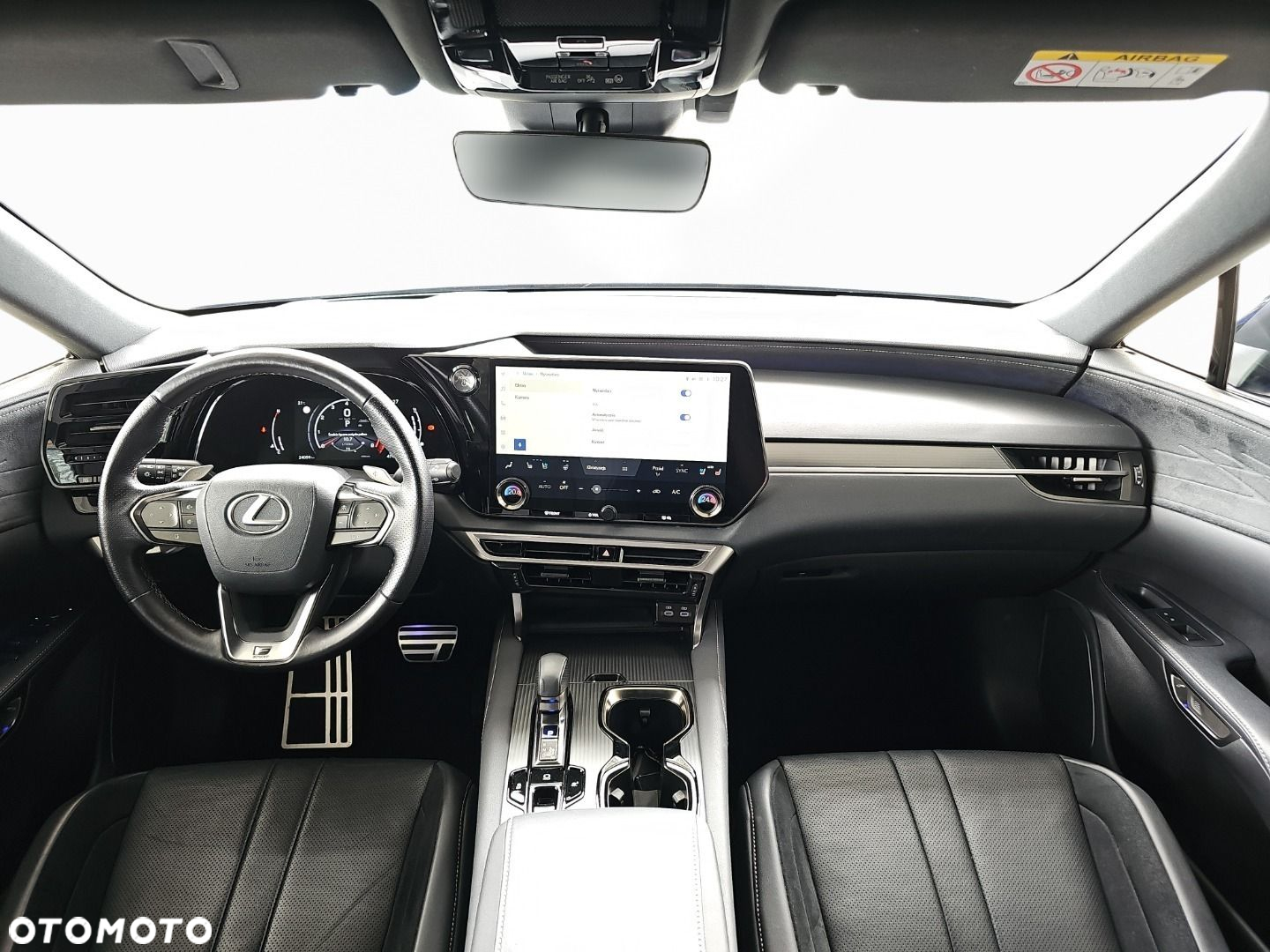 Lexus RX - 30