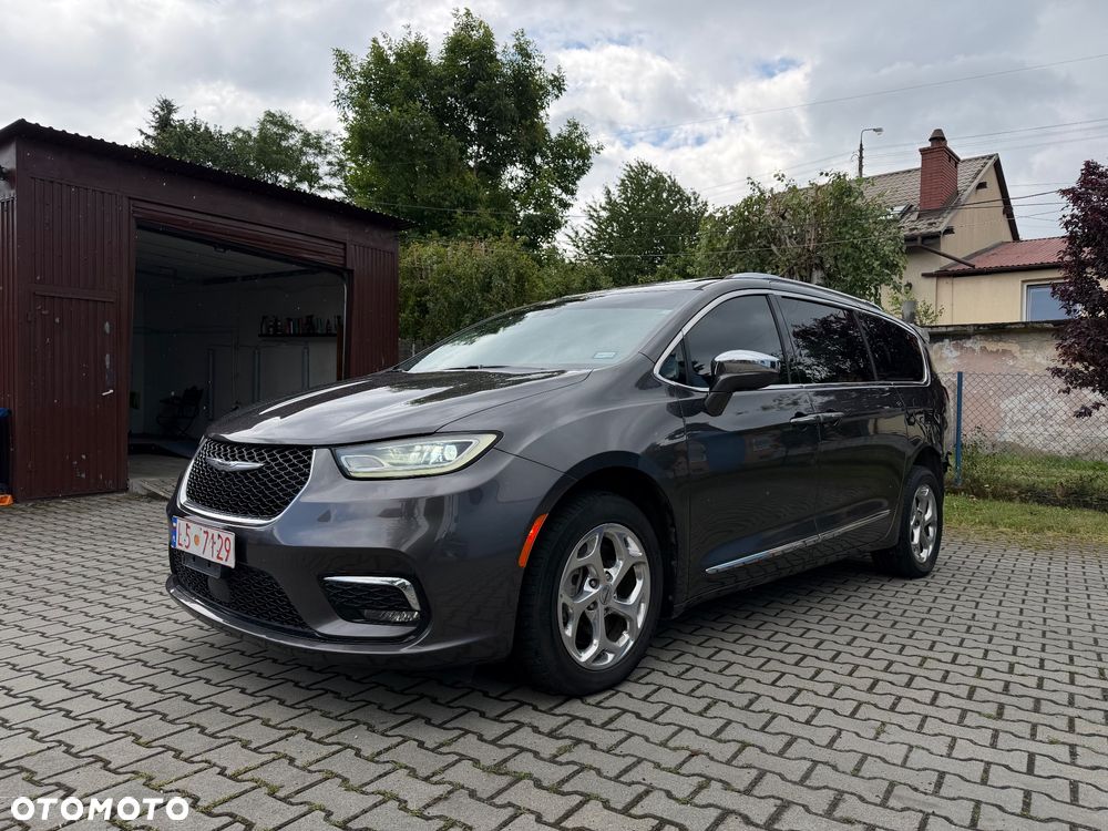 Chrysler Pacifica - 21