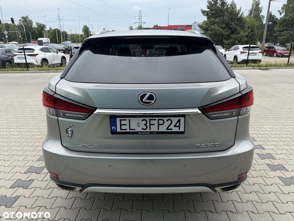 Lexus RX - 6
