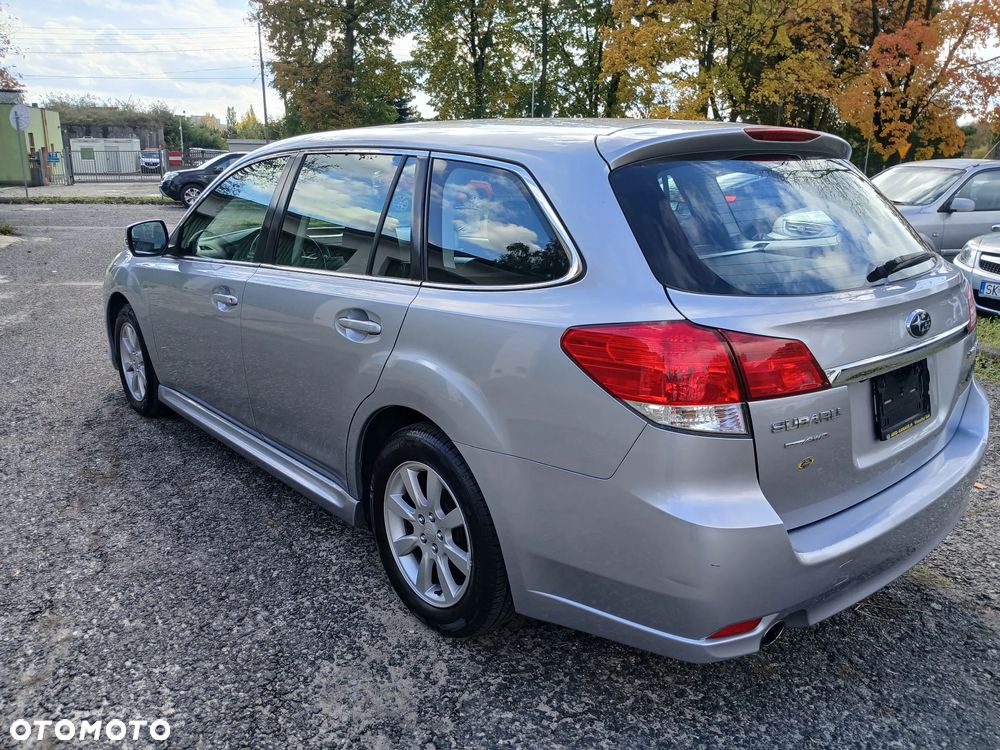 Subaru Legacy 2.0i Comfort Navi - 4