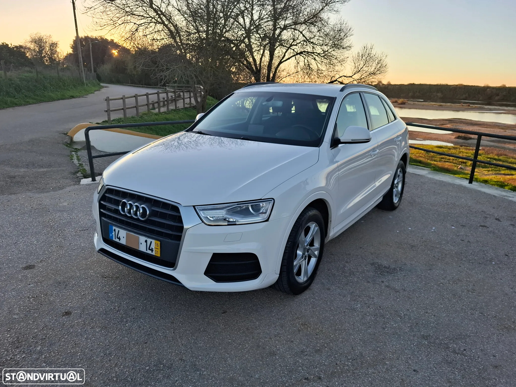 Audi Q3 2.0 TDI quattro Design S tronic - 22