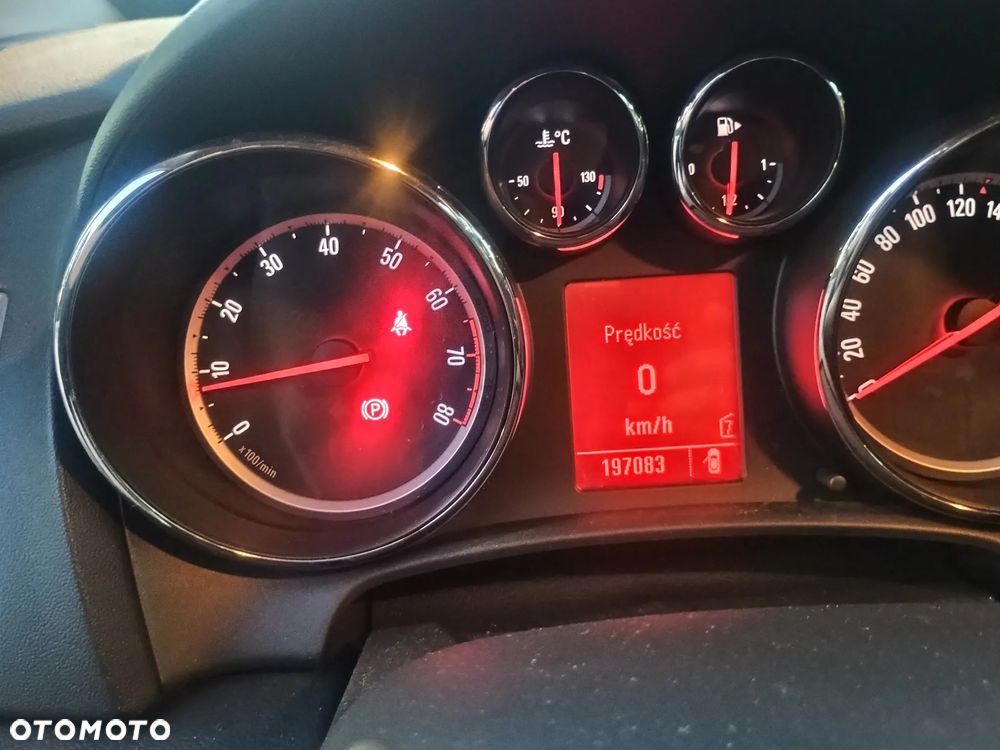 Opel Astra 1.6 Turbo White Edition - 10