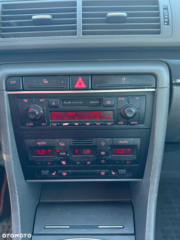 Audi A4 Limousine 2 - 8