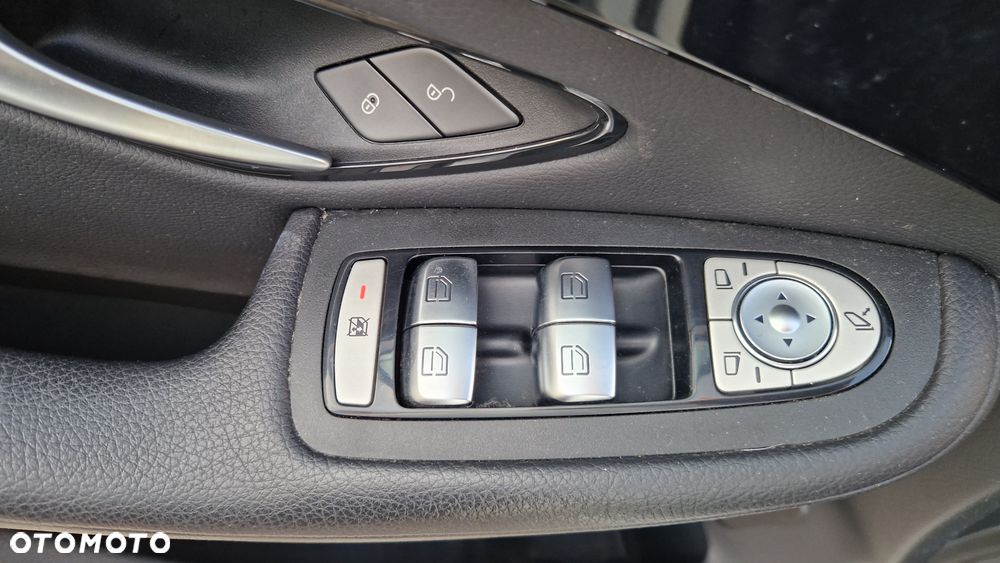 Mercedes-Benz GLC 200 d 4-Matic - 12