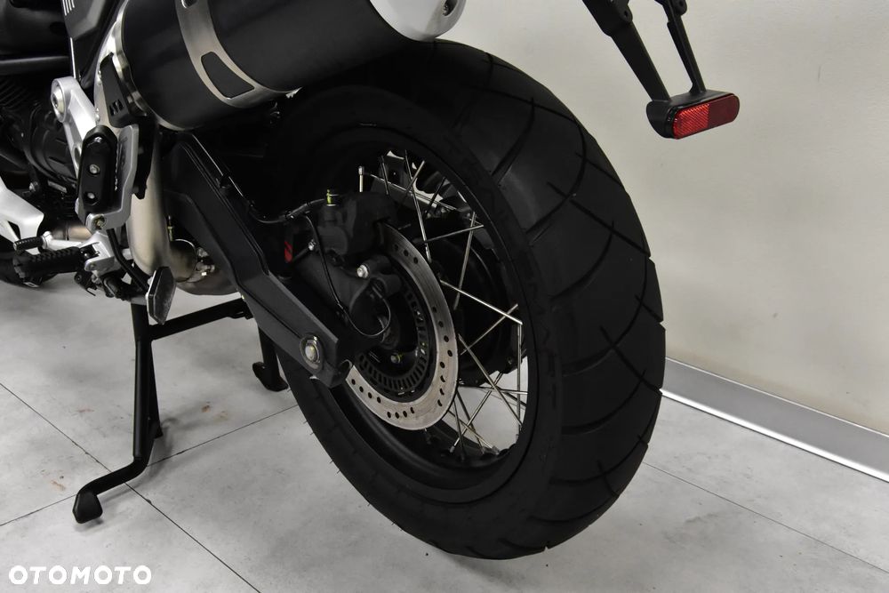 Moto Guzzi V85 - 39