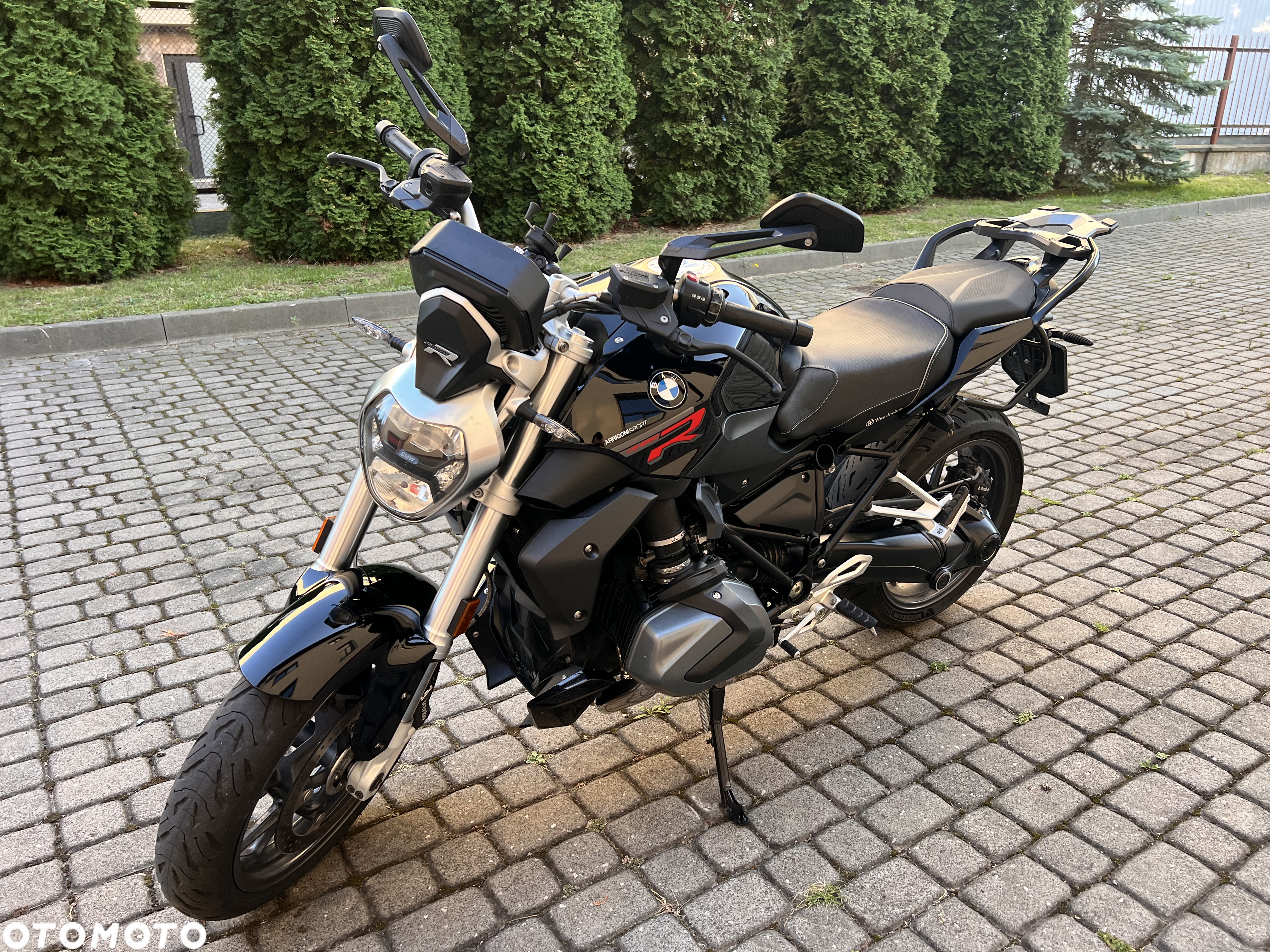 BMW R - 16