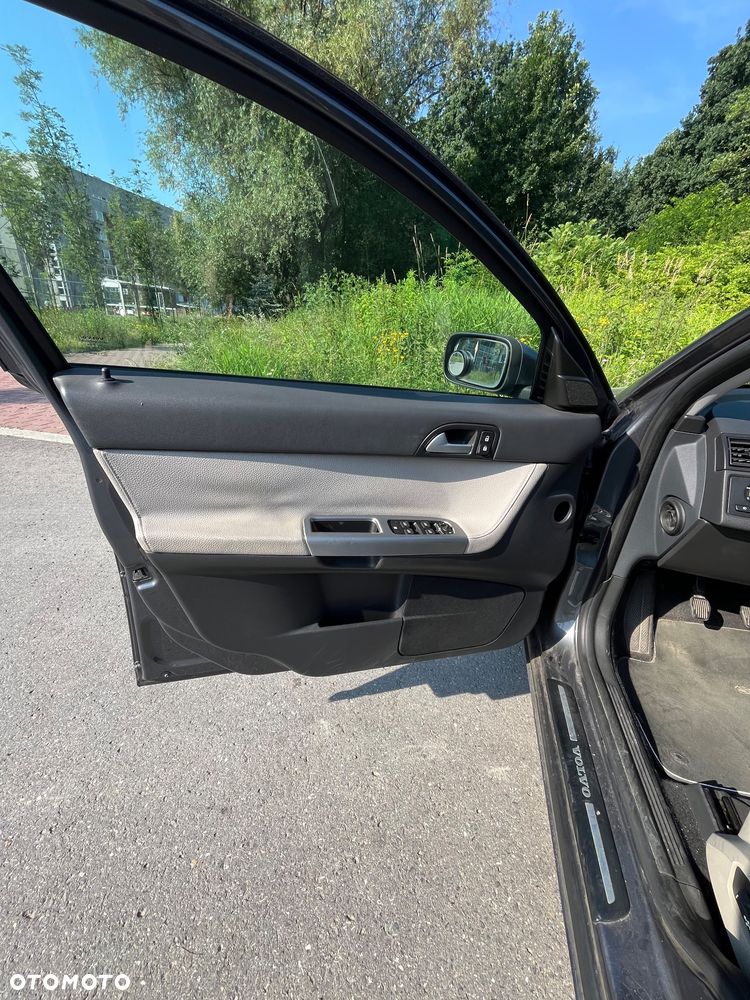 Volvo V50 2.4i - 17