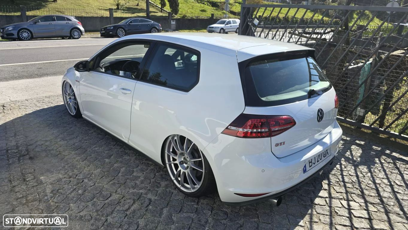 VW Golf 2.0 TSi GTi DSG Performance - 3