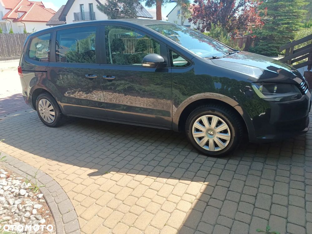 Volkswagen Sharan 2.0 TDI Comfortline DSG - 2