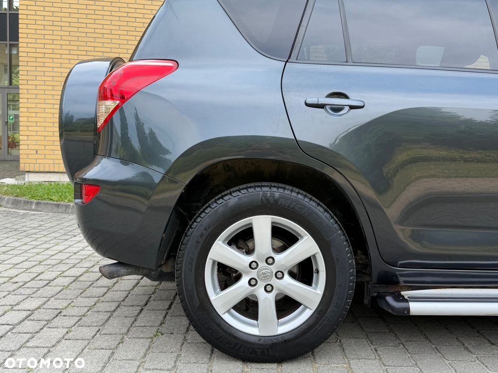 Toyota RAV4 2.2 D-4D Prestige - 21
