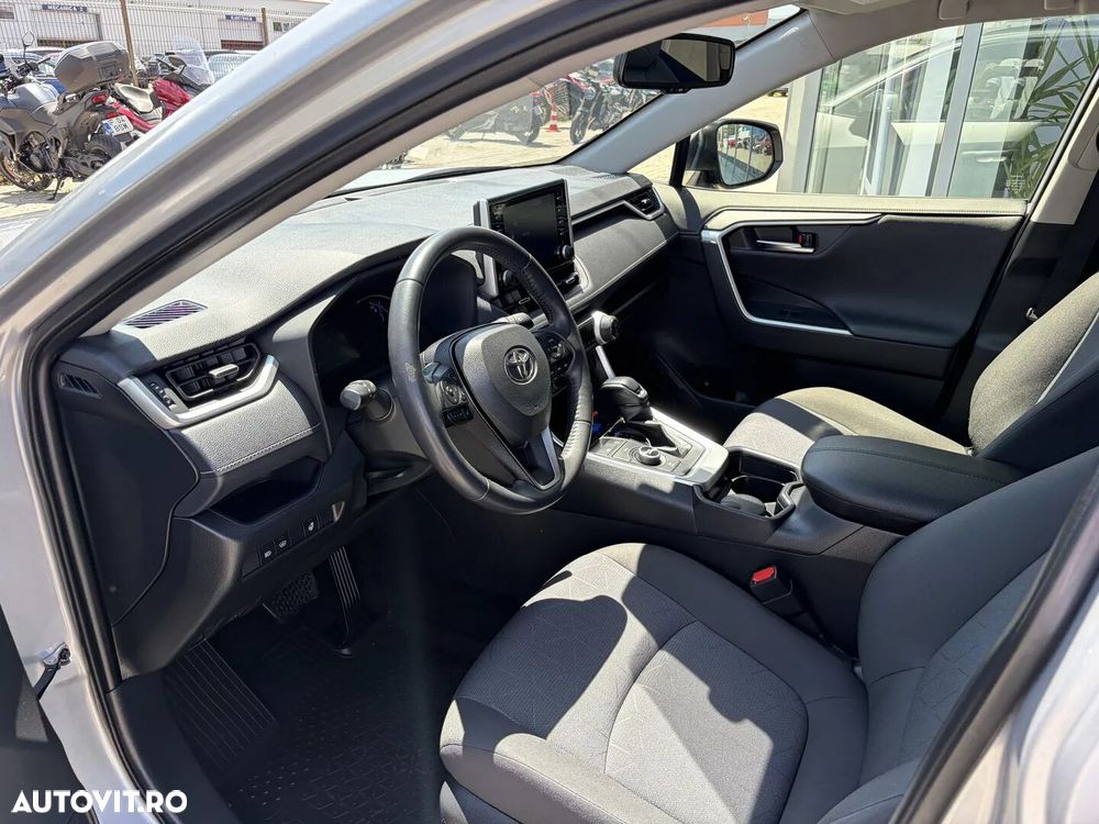 Toyota RAV4 - 17