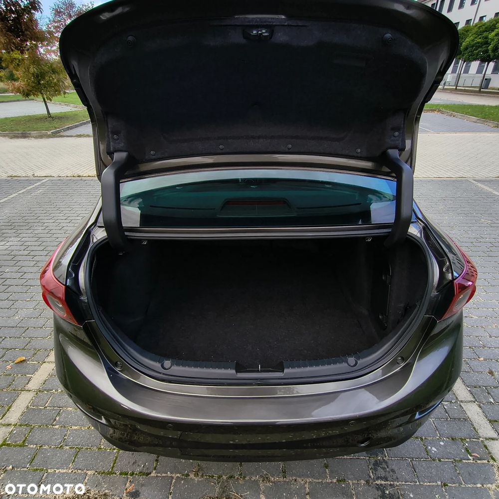 Mazda 3 - 19
