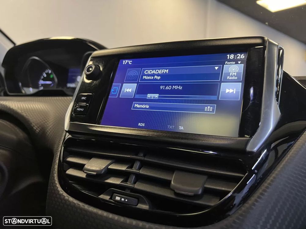 Peugeot 2008 1.2 PureTech GT - 28