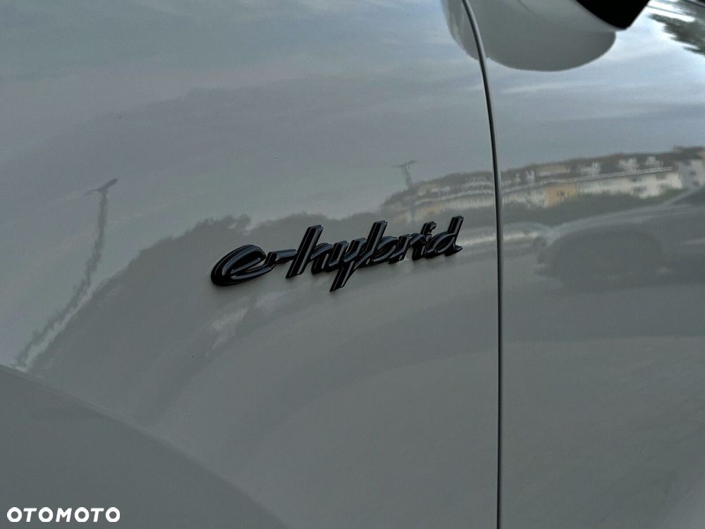 Porsche Cayenne - 12
