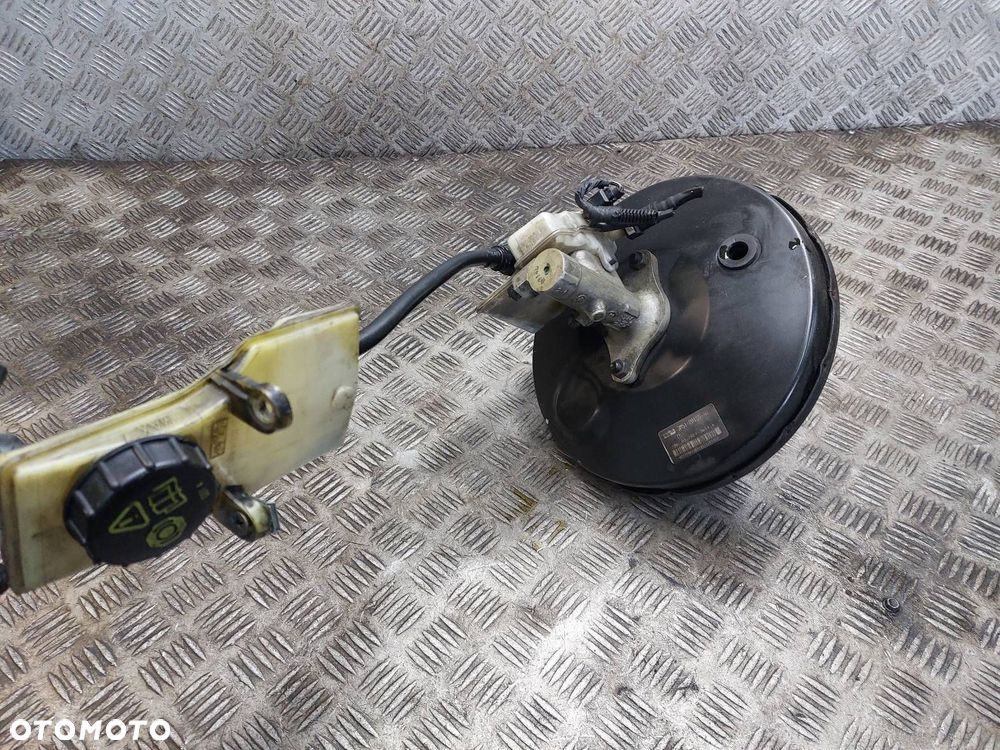 SERWO + POMPA HAMULCOWA FORD C-MAX I MK1 3M51-2B195-AH - 2