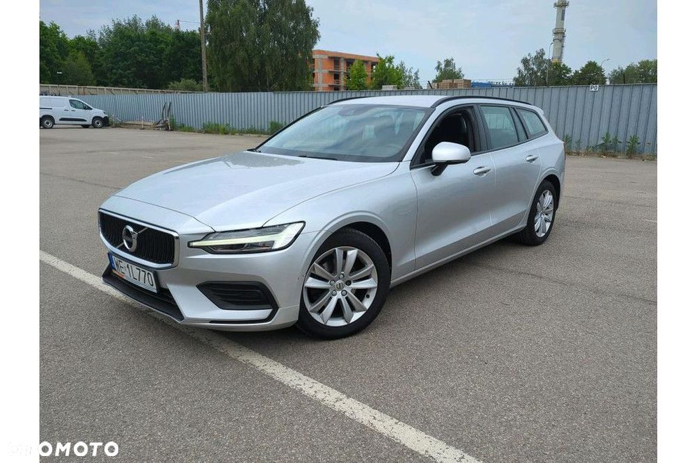 Volvo V60 D3 Momentum - 1