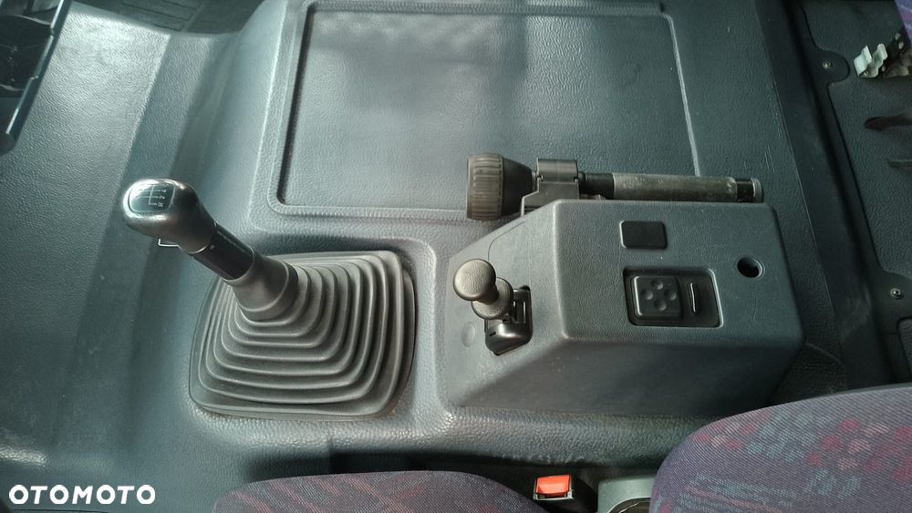 Mercedes-Benz 18 225 - 11