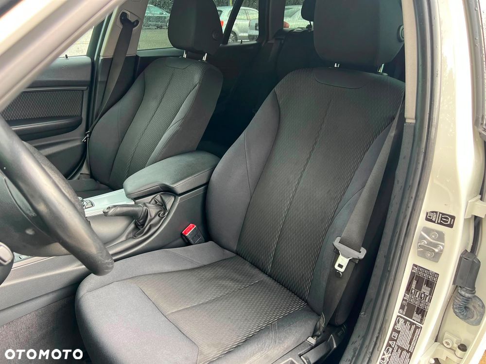 BMW Seria 3 - 27