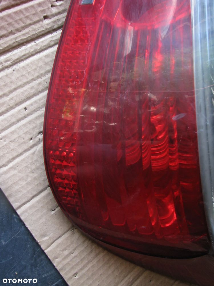 BMW E60 Lampa tył tylna prawa - 4