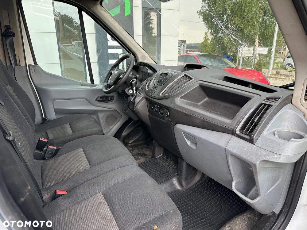 Ford Transit - 10