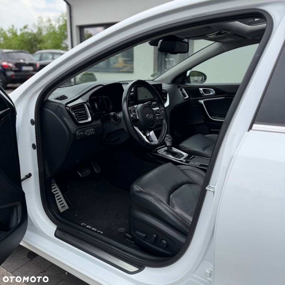 Kia Ceed - 18