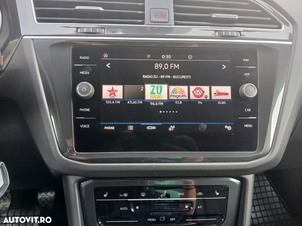 Volkswagen Tiguan 1.5 TSI ACT DSG Comfortline - 9