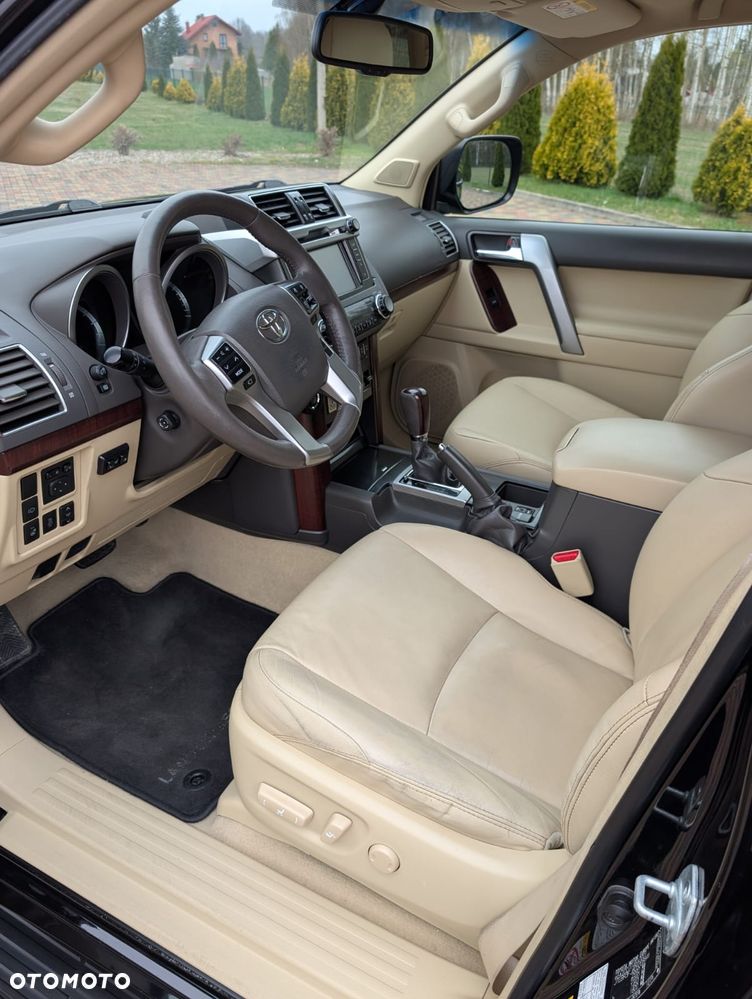 Toyota Land Cruiser LC 2.8 D-4D Invincible - 27