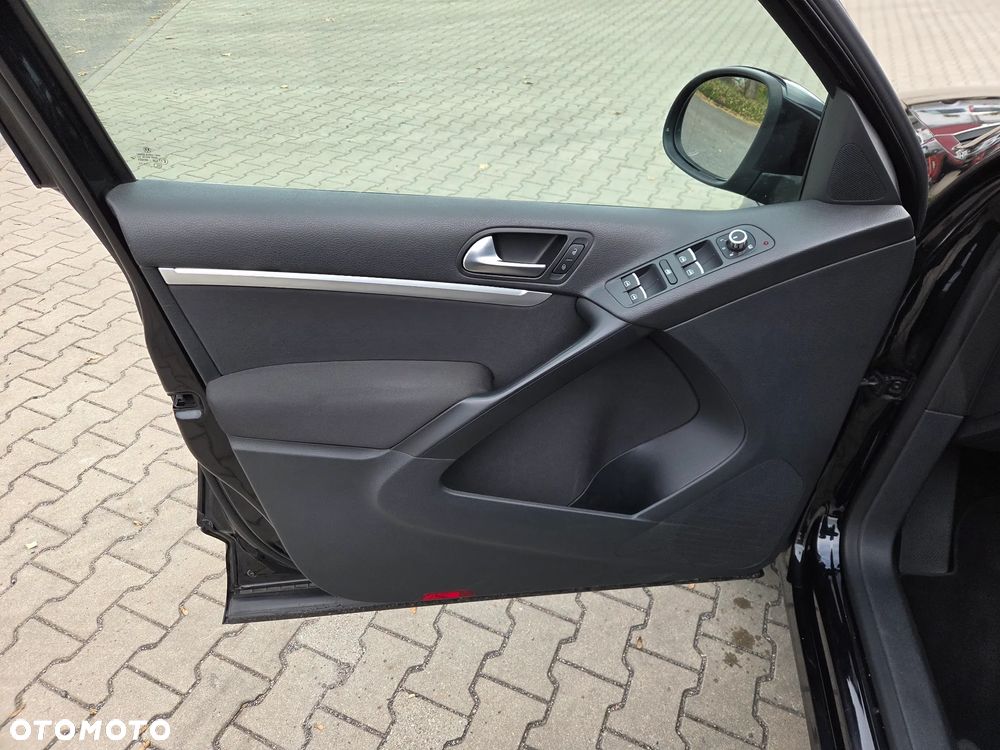 Volkswagen Tiguan 2.0 TDI DPF Sport & Style - 13