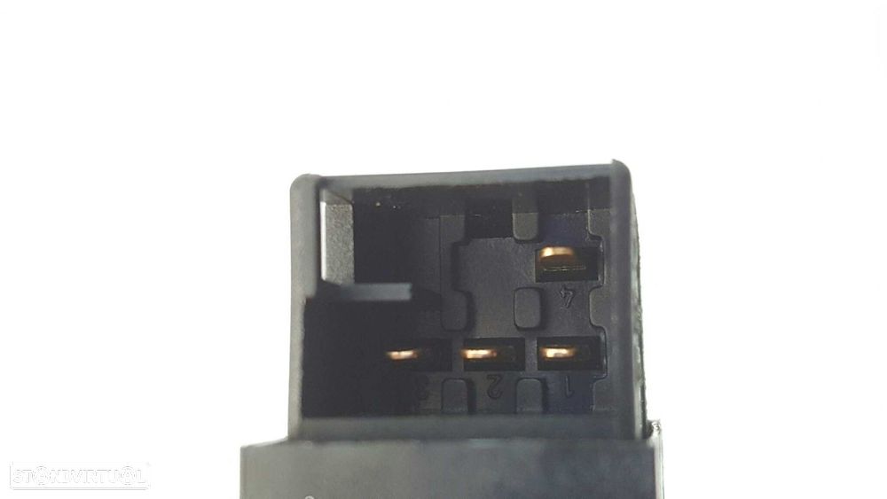 COMANDO DO ELEVADOR FRENTE DIREITO SEAT TOLEDO (1M2) SELECT - 2