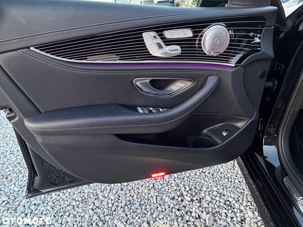 Mercedes-Benz Klasa E 220 d 4Matic 9G-TRONIC - 26