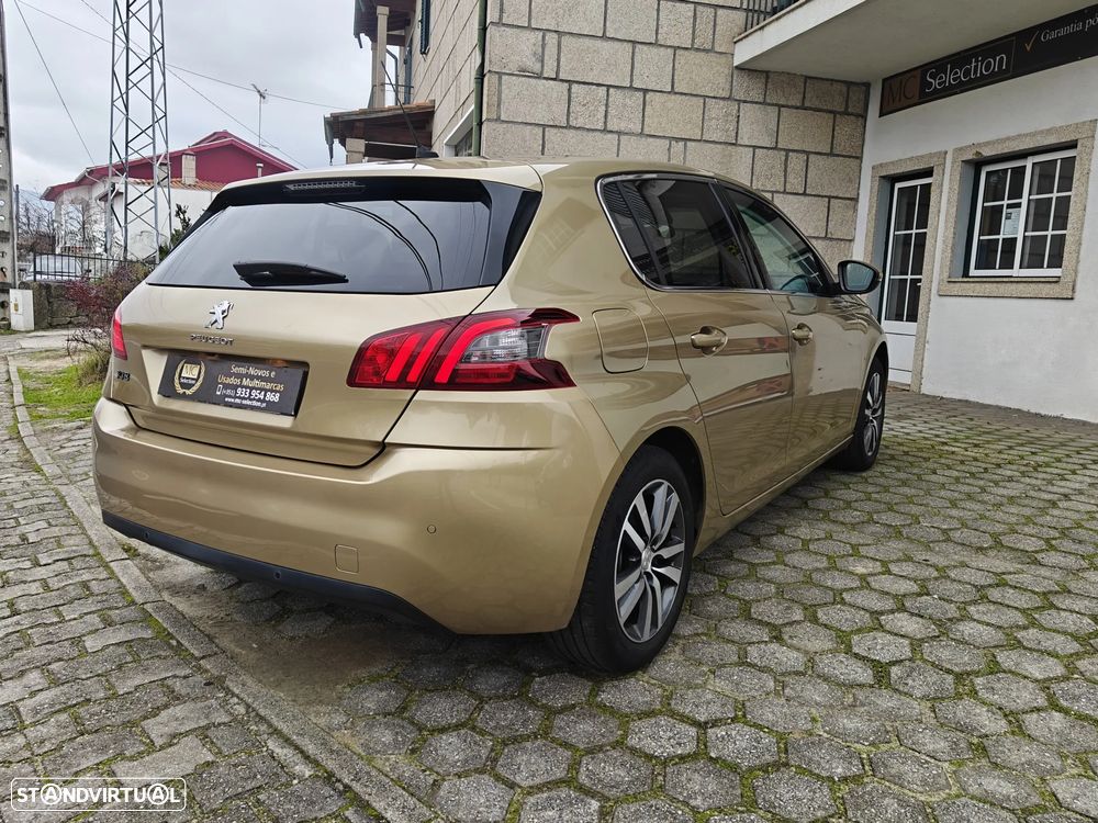 Peugeot 308 1.2 PureTech Allure Pack EAT8 - 8