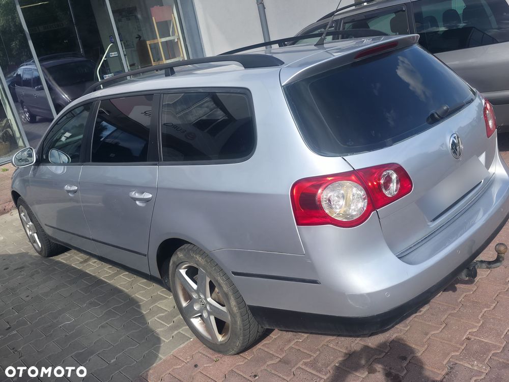 Volkswagen Passat 2.0 TDI Sportline DSG - 3