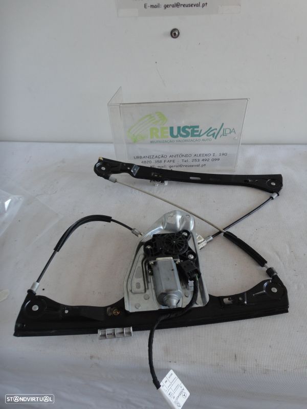 Elevador Frente Esq Electrico Mercedes-Benz C-Class (W203) - 1