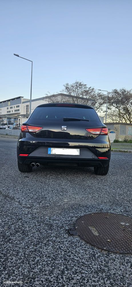 SEAT Leon 2.0 TDI DPF S&S FR - 4