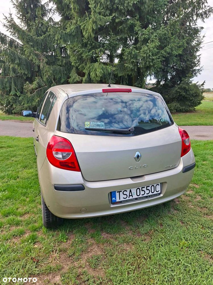 Renault Clio - 4