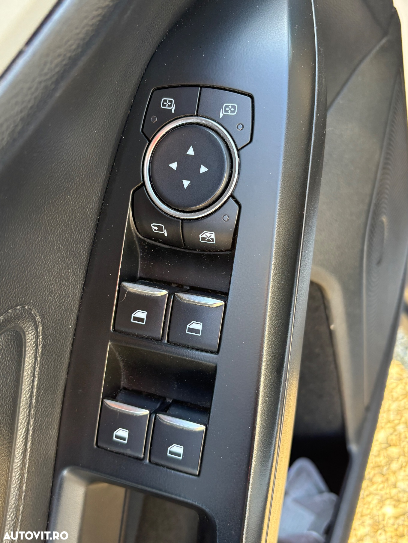 Ford Focus 1.5 EcoBlue Start-Stopp-System TITANIUM - 18