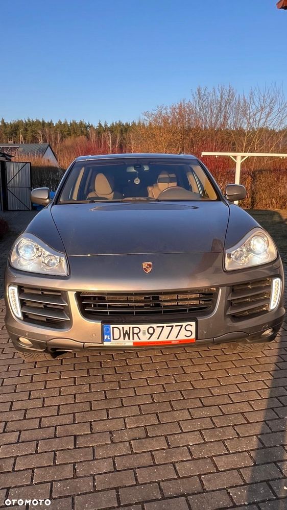Porsche Cayenne - 3