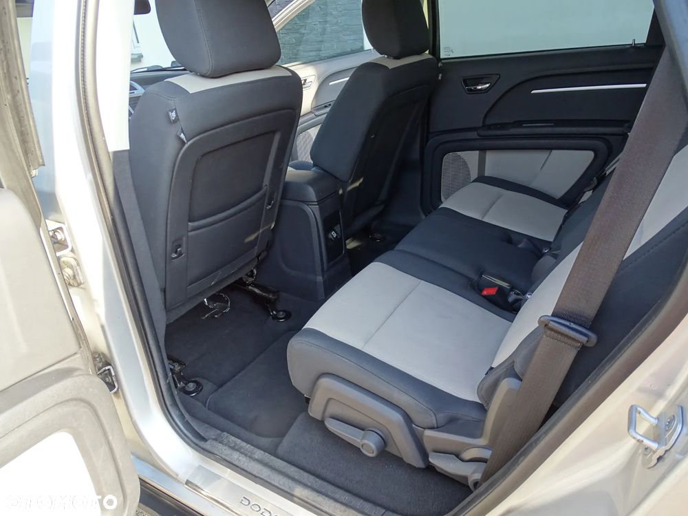 Dodge Journey - 14