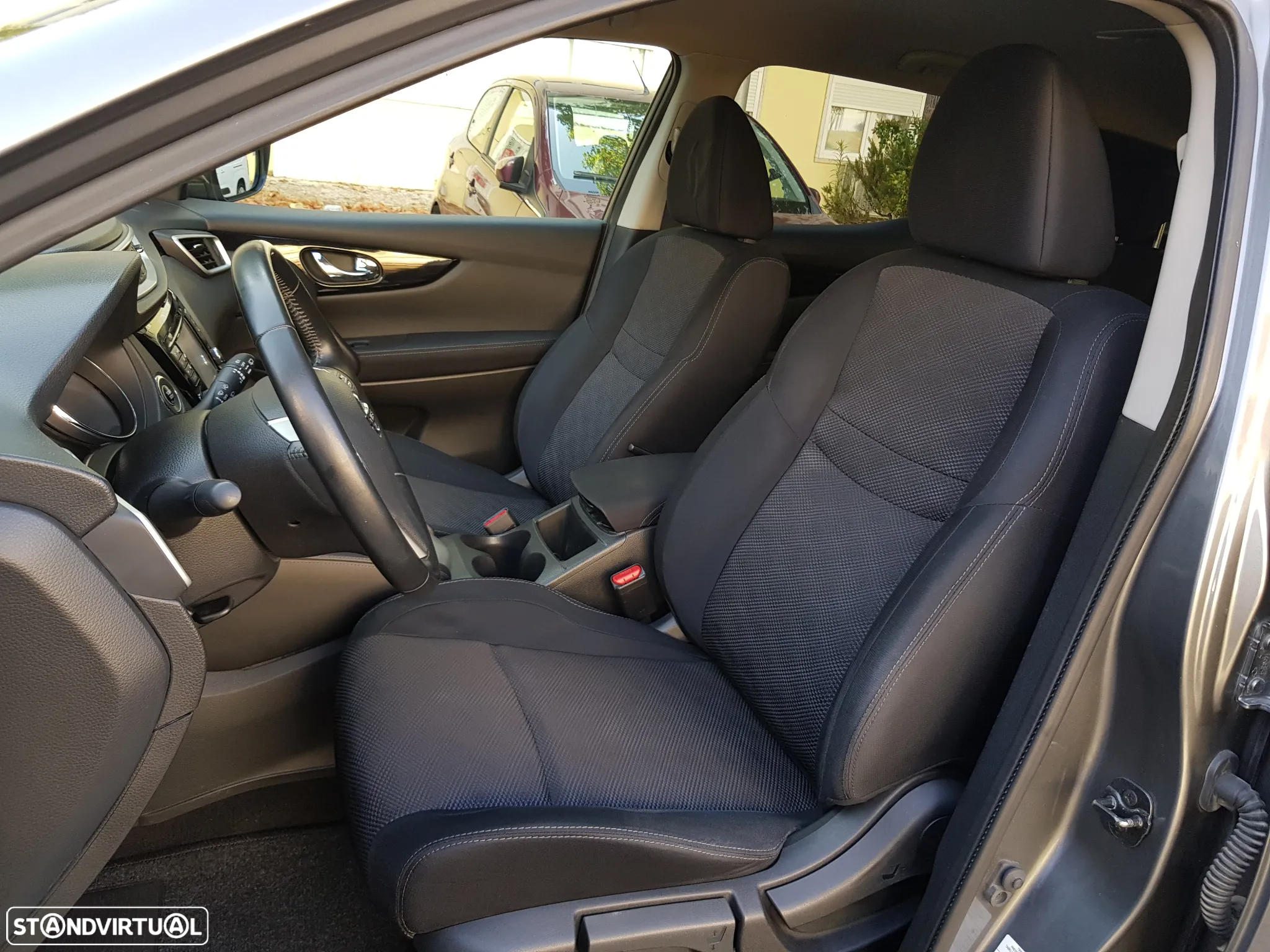 Nissan Qashqai 1.6 dCi 360 Xtronic - 30