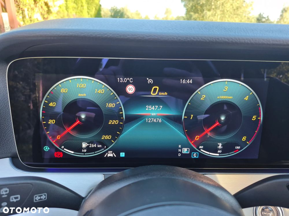 Mercedes-Benz Klasa E 220 d T 9G-TRONIC AMG Line - 11